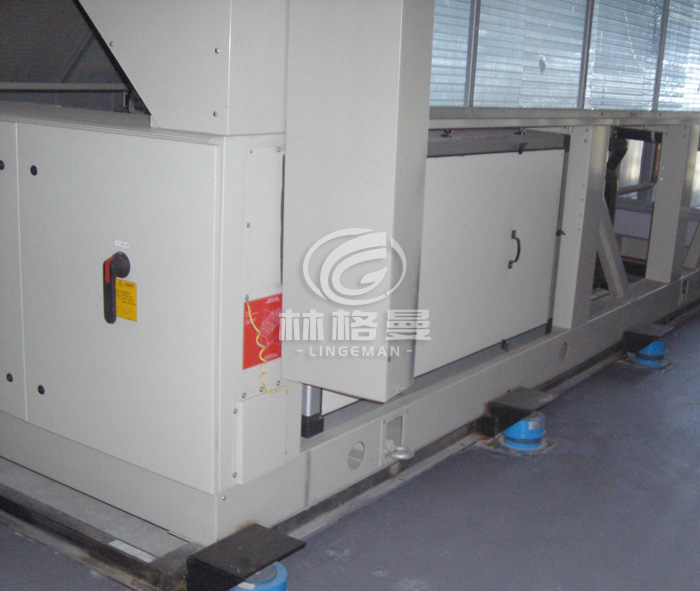 萬科中心空調風冷熱泵減振降噪治理工程實例